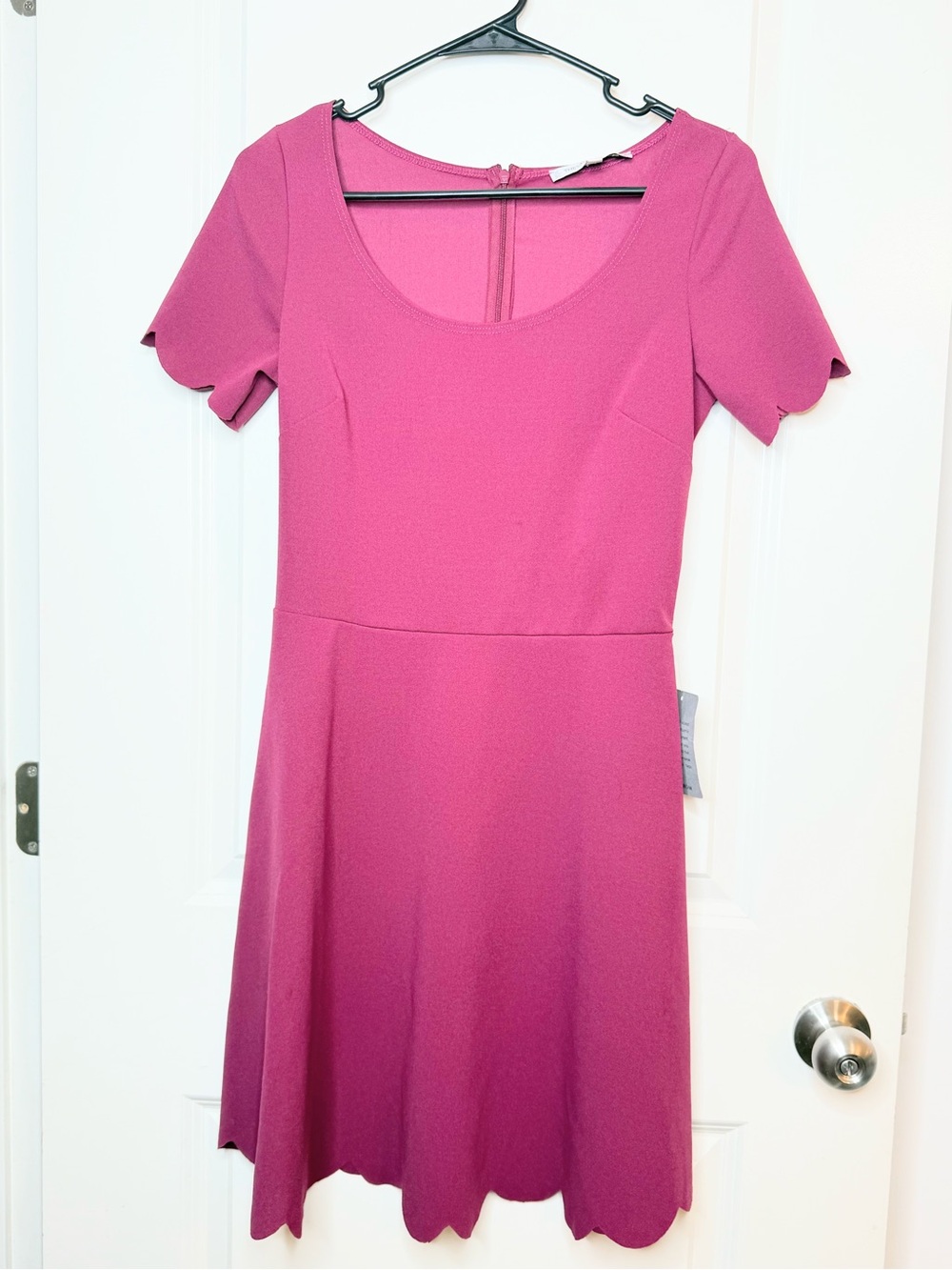 The Vanity Room Pink Scallop Hem Fit Flare Dress Medium Short Sleeve